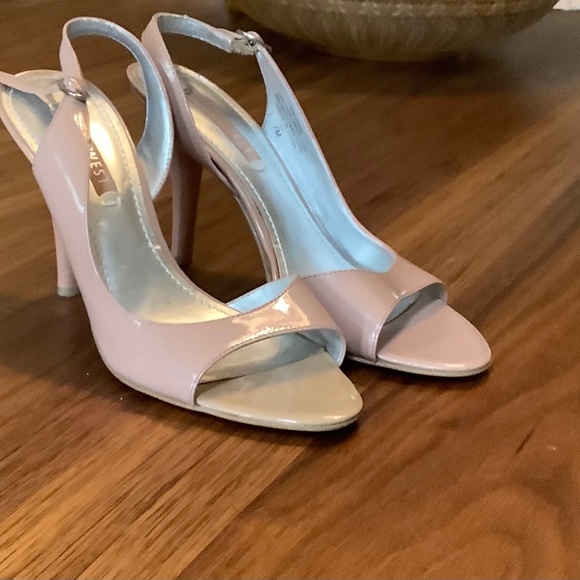 Nine West sandals champagne colour - Picture 1 of 1